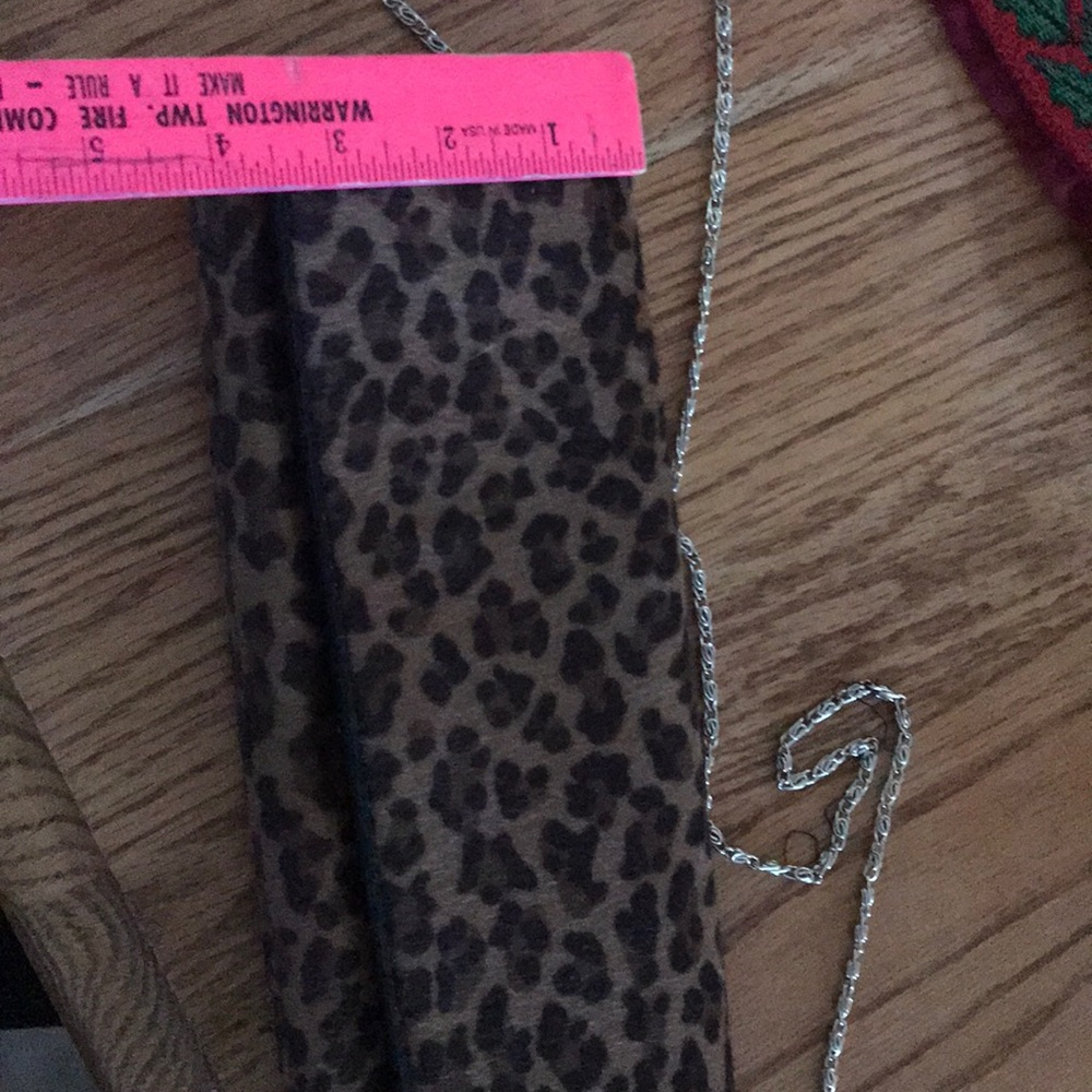 Leopard clutch/crossbody - Picture 3 of 3